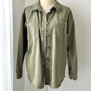 🍒Women’s Garage Lightweight Button Down Jacket. Olive Green. Size: Medium